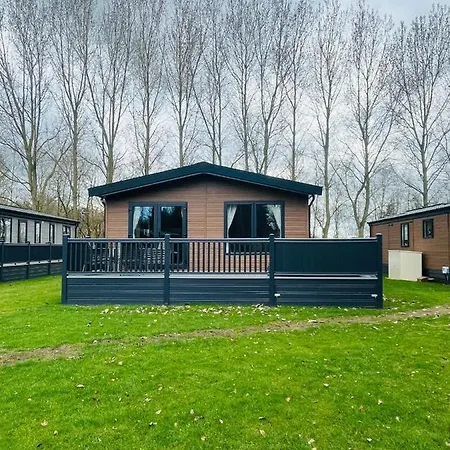 Belle Vue With Hot Tub יורק